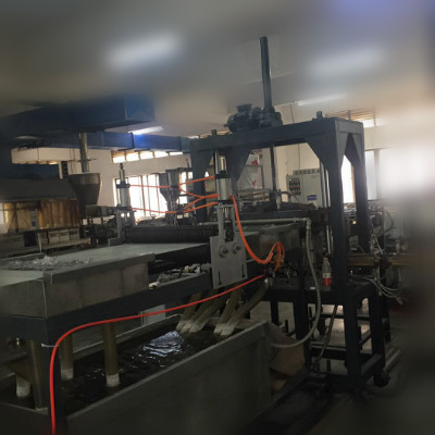 長纖包附機(jī)械